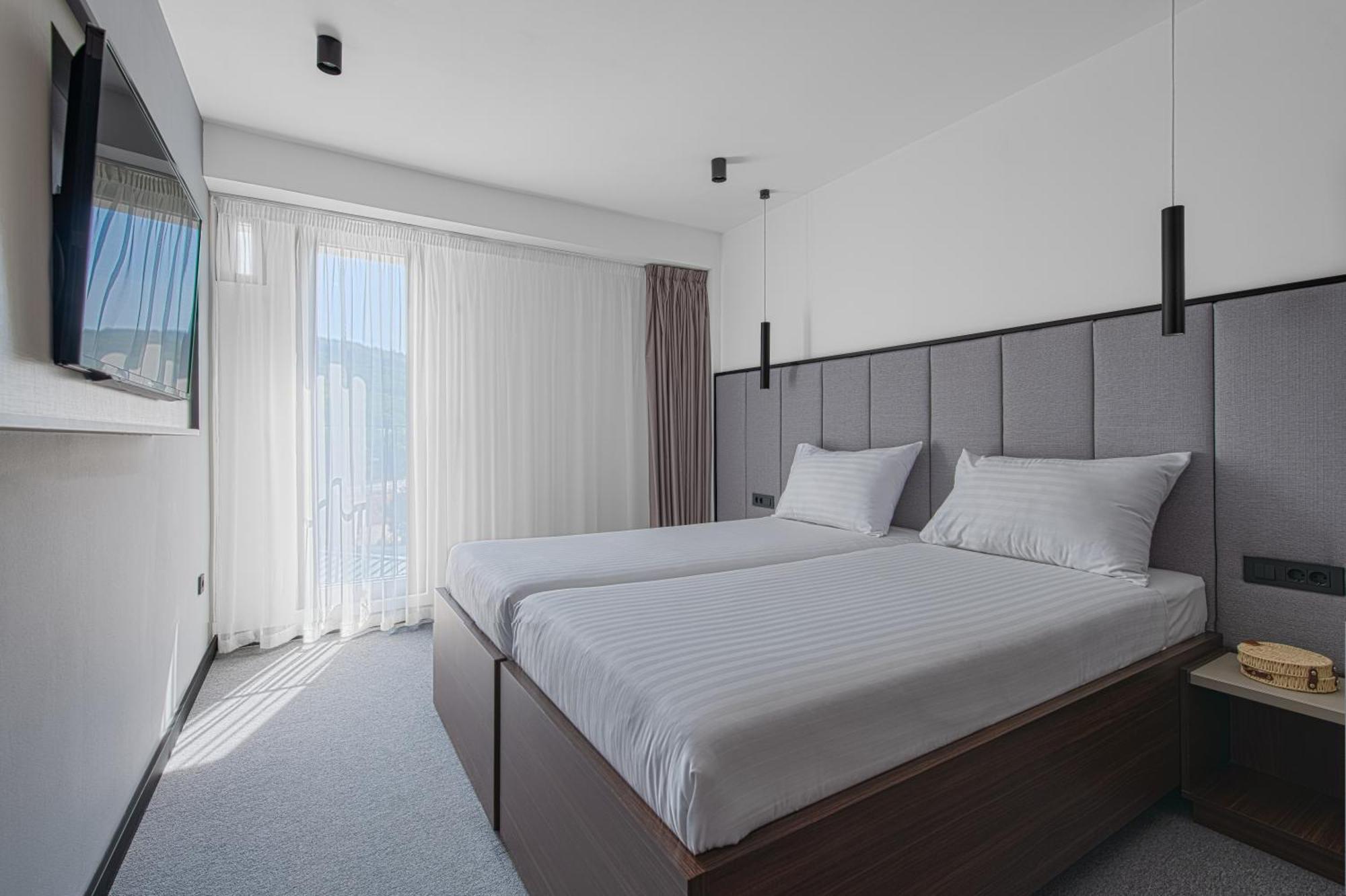 Hotel Ad Turres Цриквеница Экстерьер фото